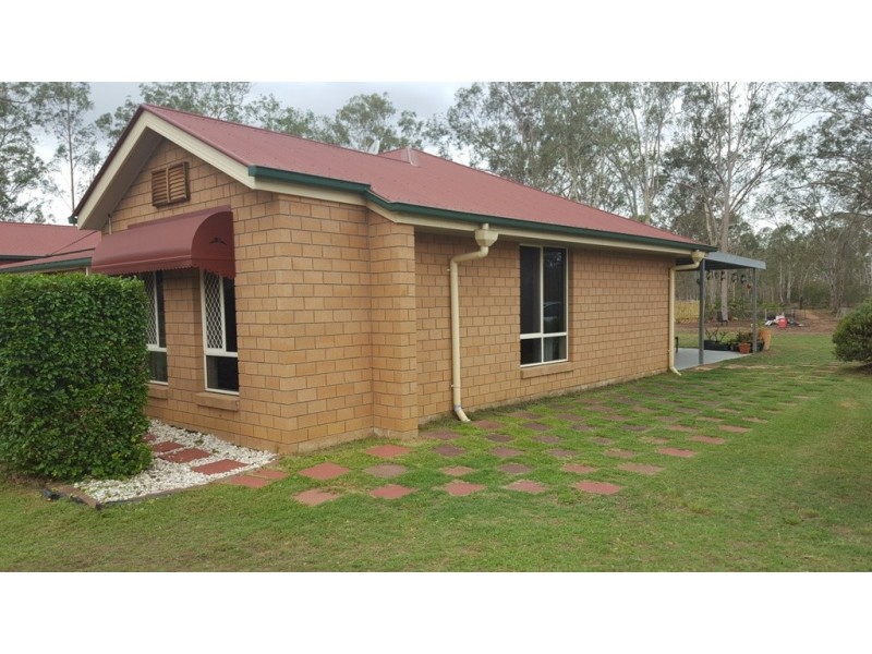 1 Lewis Court, Lockyer Waters QLD 4311