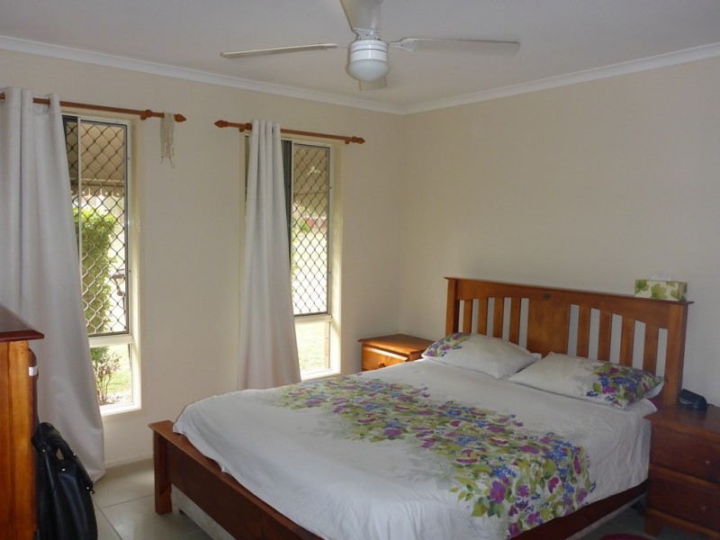 1 Lewis Court, Lockyer Waters QLD 4311