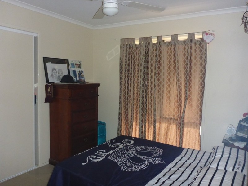 1 Lewis Court, Lockyer Waters QLD 4311