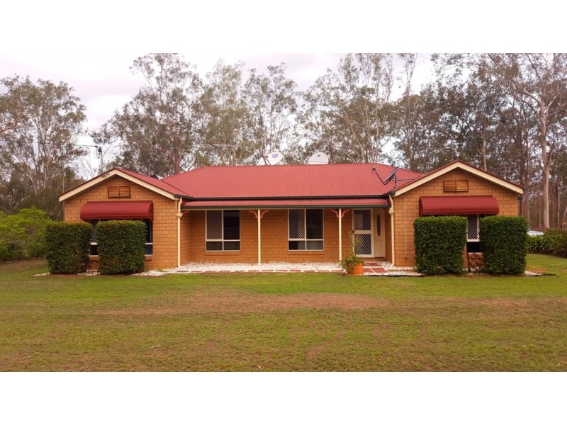 1 Lewis Court, Lockyer Waters QLD 4311