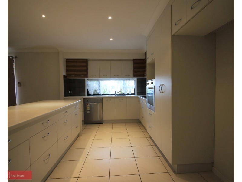 253 Old Toowoomba Rd, Placid Hills QLD 4343