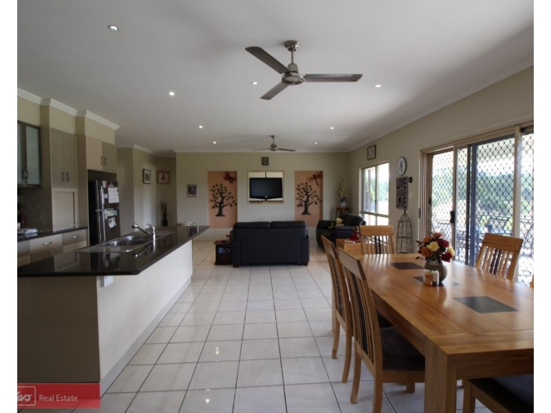 35 Gumtip Dr, Adare QLD 4343