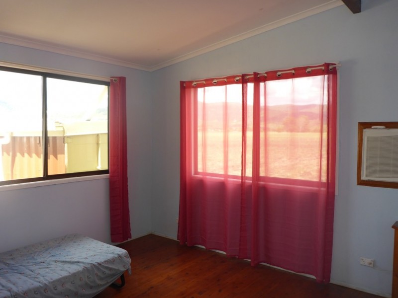 55 Flagstone School Rd, Flagstone Creek QLD 4344