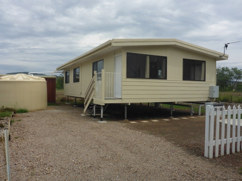 55 Flagstone School Rd, Flagstone Creek QLD 4344