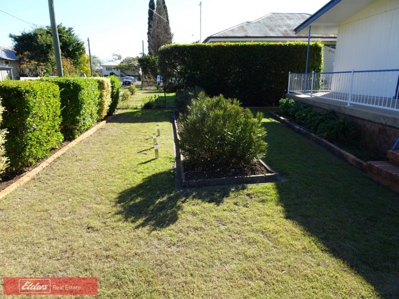 3 PETERS STREET, Gatton QLD 4343