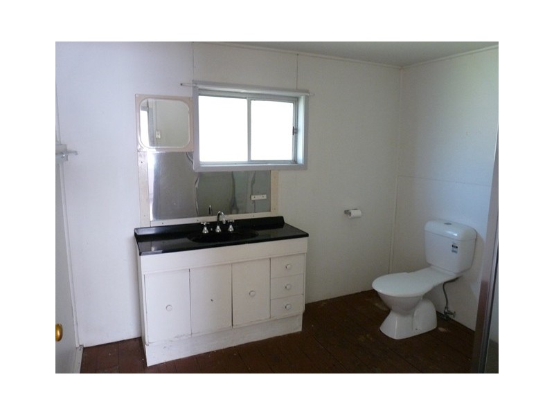 11 Glenore Grove Road, Forest Hill QLD 4342