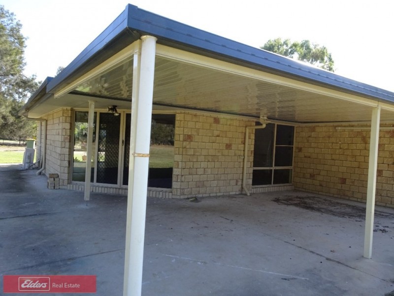 2 Silverbank Court, Lockrose QLD 4342