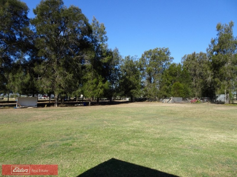 2 Silverbank Court, Lockrose QLD 4342