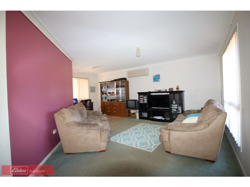 12 Davis Crescent, Gatton QLD 4343