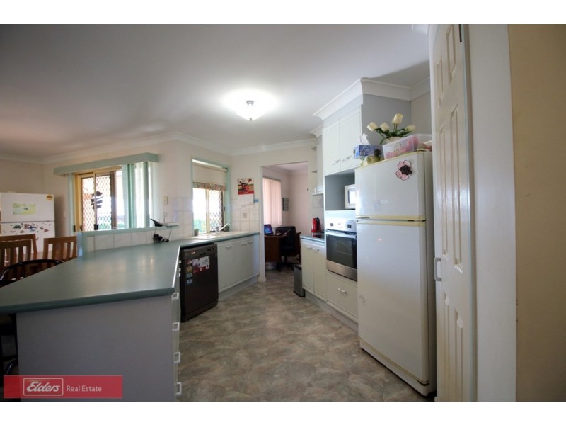 12 Davis Crescent, Gatton QLD 4343