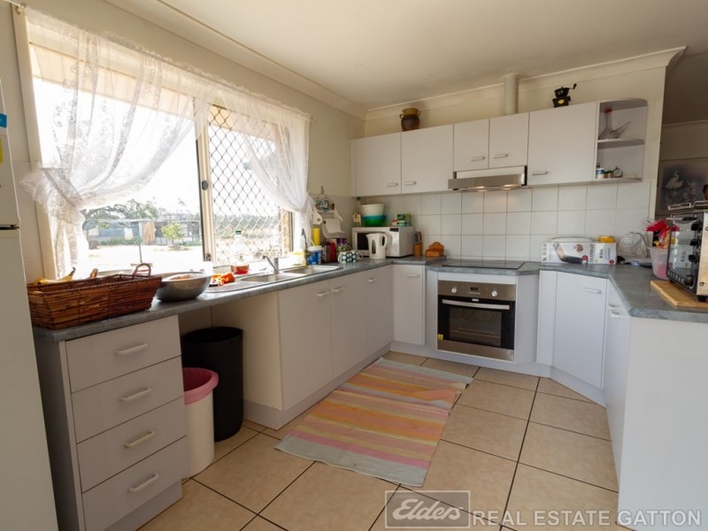 32 Greenswamp Road East, Morton Vale QLD 4343