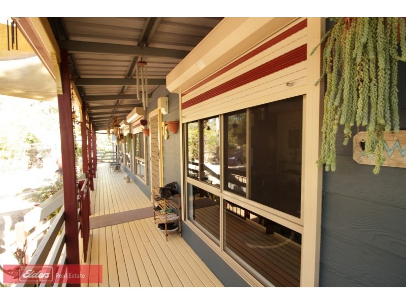 75 Cricket Road, Regency Downs QLD 4341