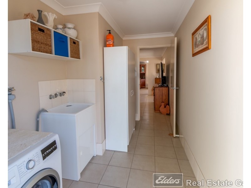 3 Cockatoo Drive, Adare QLD 4343