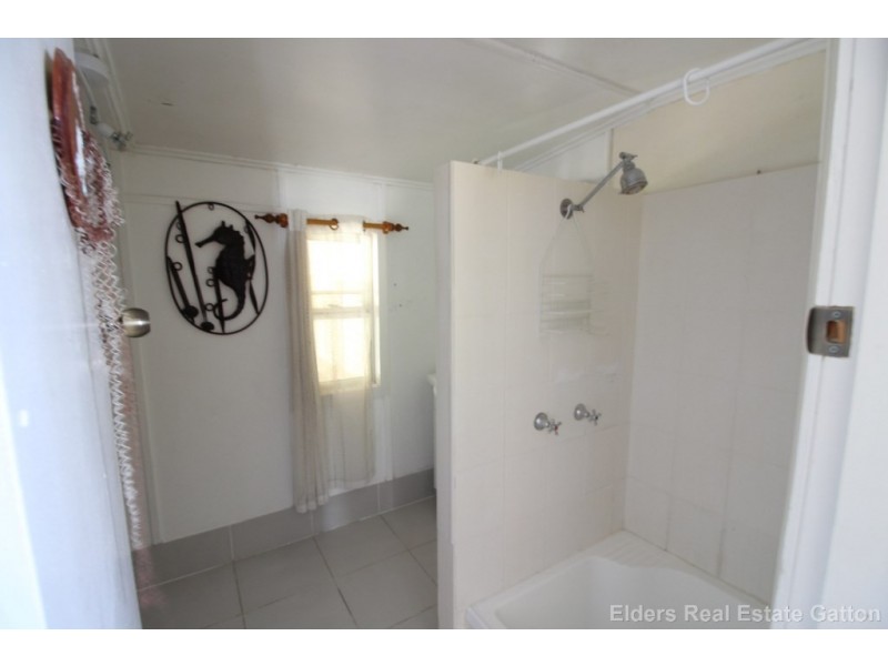 8 Whittle Street, Gatton QLD 4343