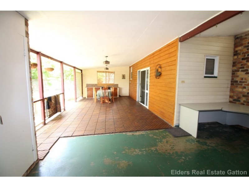 8 Whittle Street, Gatton QLD 4343