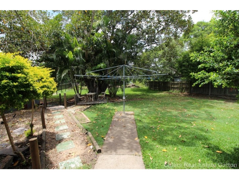 8 Whittle Street, Gatton QLD 4343