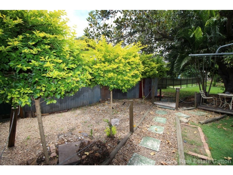 8 Whittle Street, Gatton QLD 4343