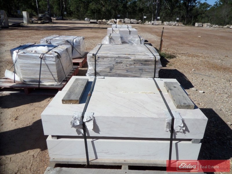 215 Seventeen Mile Rd, Helidon QLD 4344