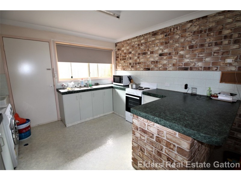 4 RAYMONT CRESCENT, Gatton QLD 4343