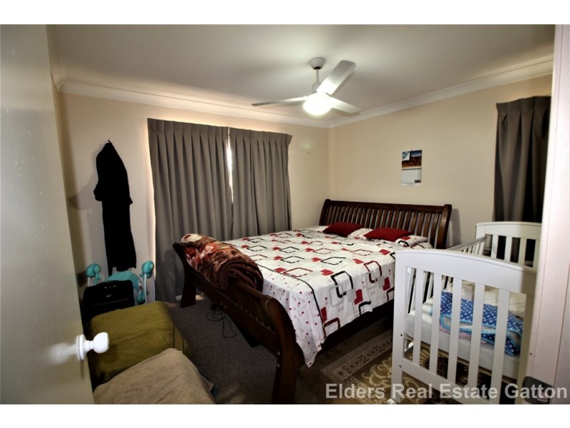 4 RAYMONT CRESCENT, Gatton QLD 4343