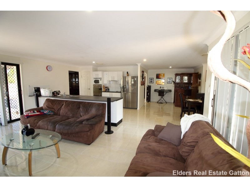 19 Harwood Street, Kensington Grove QLD 4341