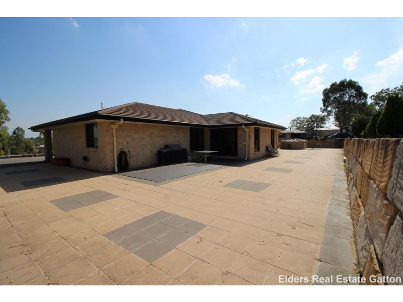 19 Harwood Street, Kensington Grove QLD 4341