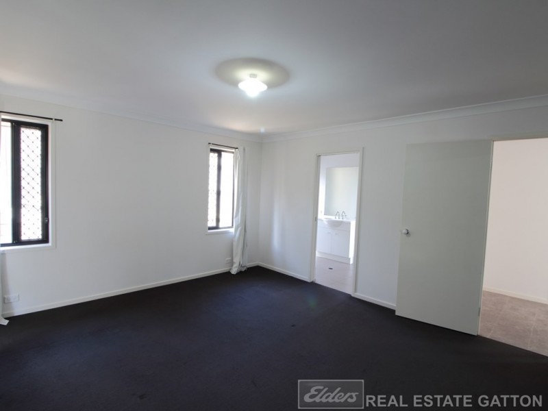 10 RAYMONT CRESCENT, Gatton QLD 4343