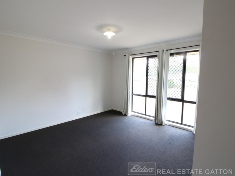 10 RAYMONT CRESCENT, Gatton QLD 4343