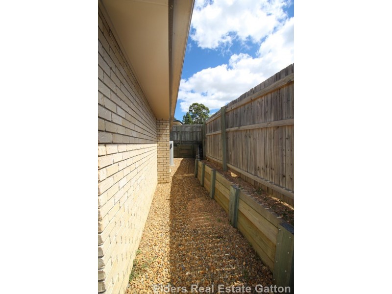 10 RAYMONT CRESCENT, Gatton QLD 4343