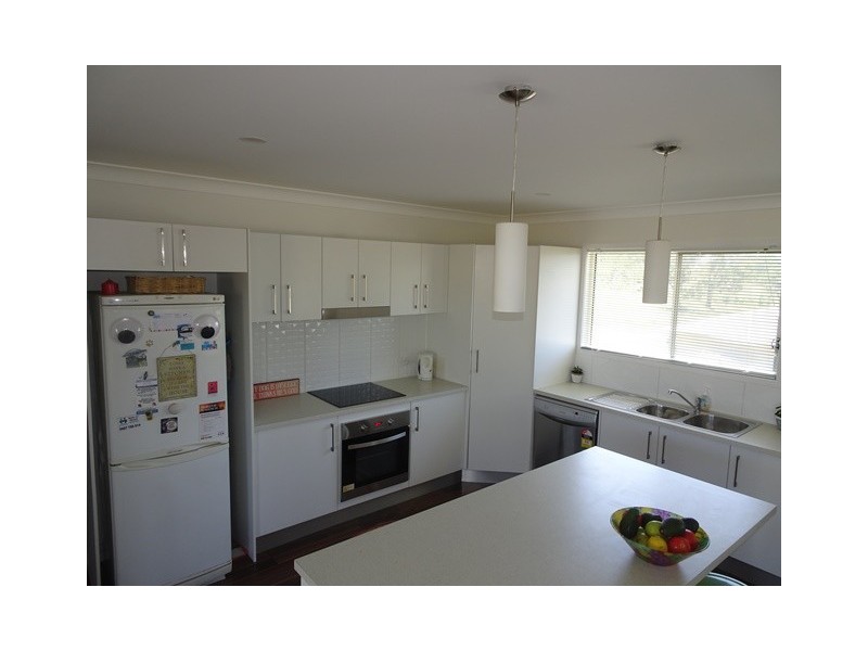 7 Baltzer Court, Grantham QLD 4347