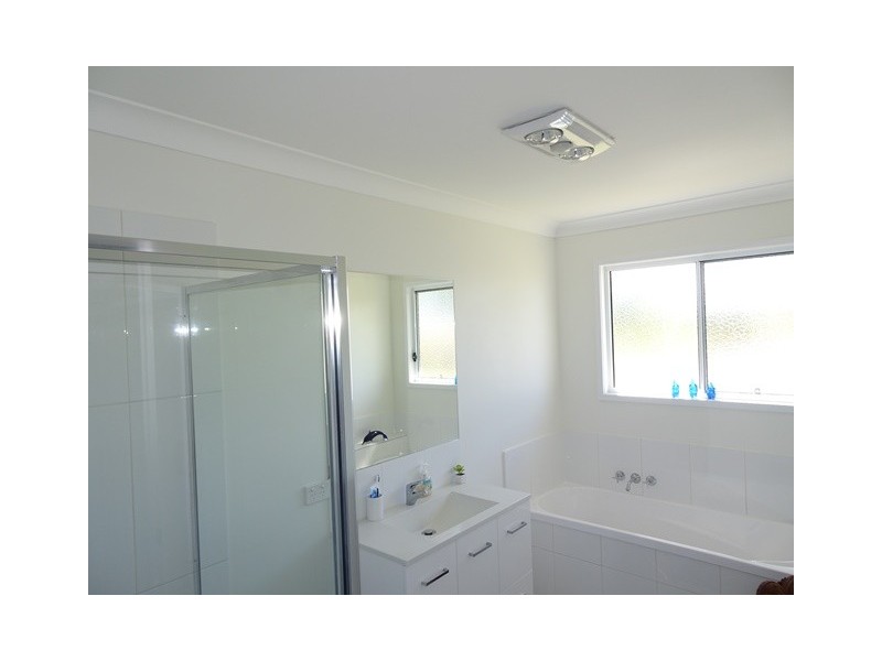 7 Baltzer Court, Grantham QLD 4347