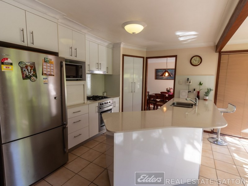 13 Lake Apex Drive, Gatton QLD 4343