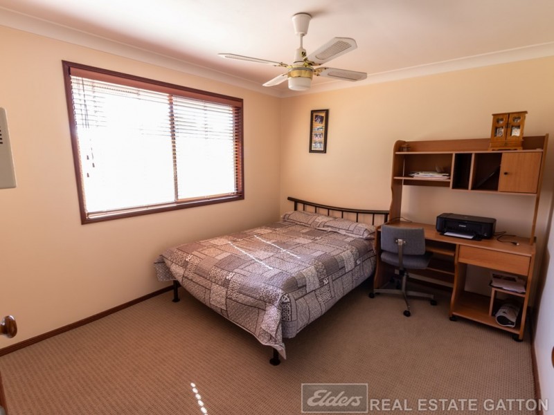 13 Lake Apex Drive, Gatton QLD 4343