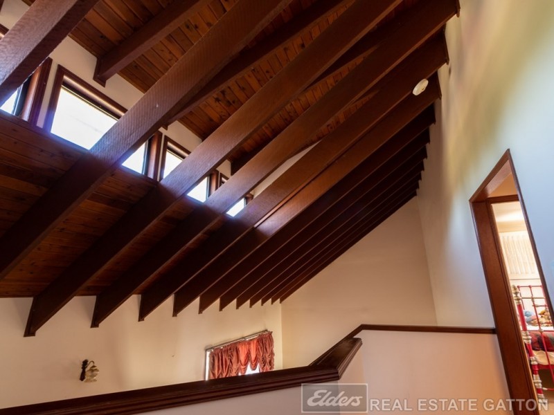 13 Lake Apex Drive, Gatton QLD 4343