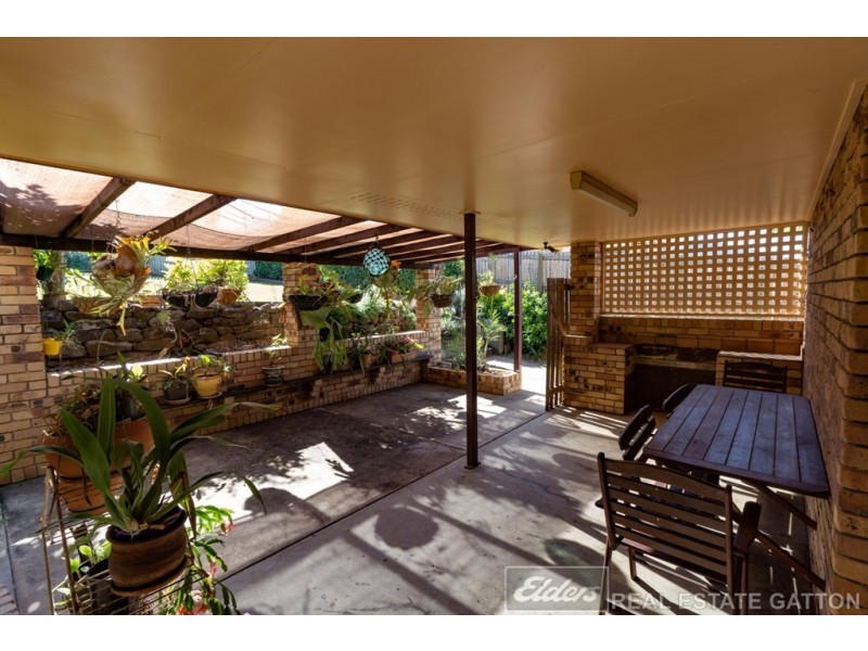 13 Lake Apex Drive, Gatton QLD 4343