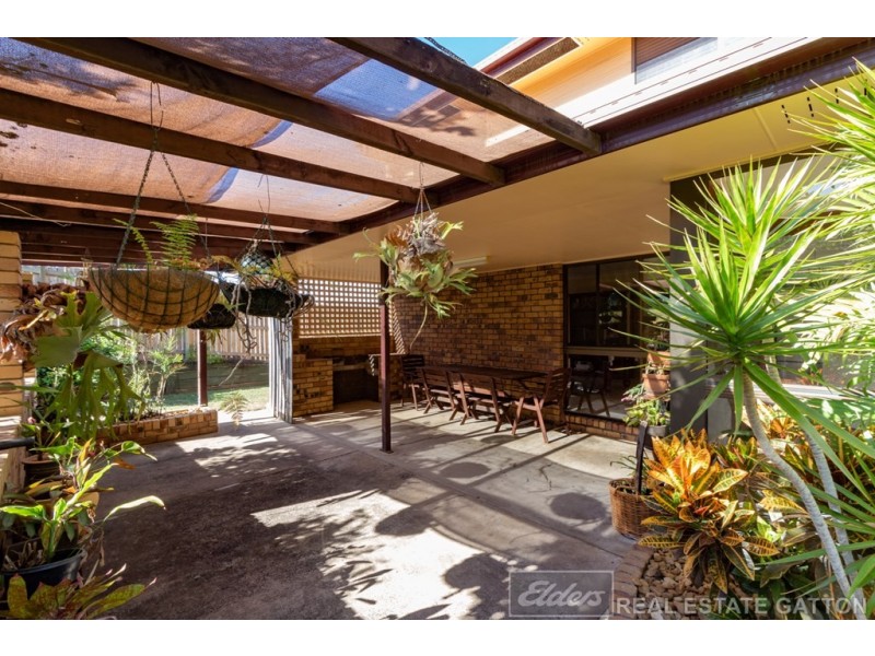 13 Lake Apex Drive, Gatton QLD 4343