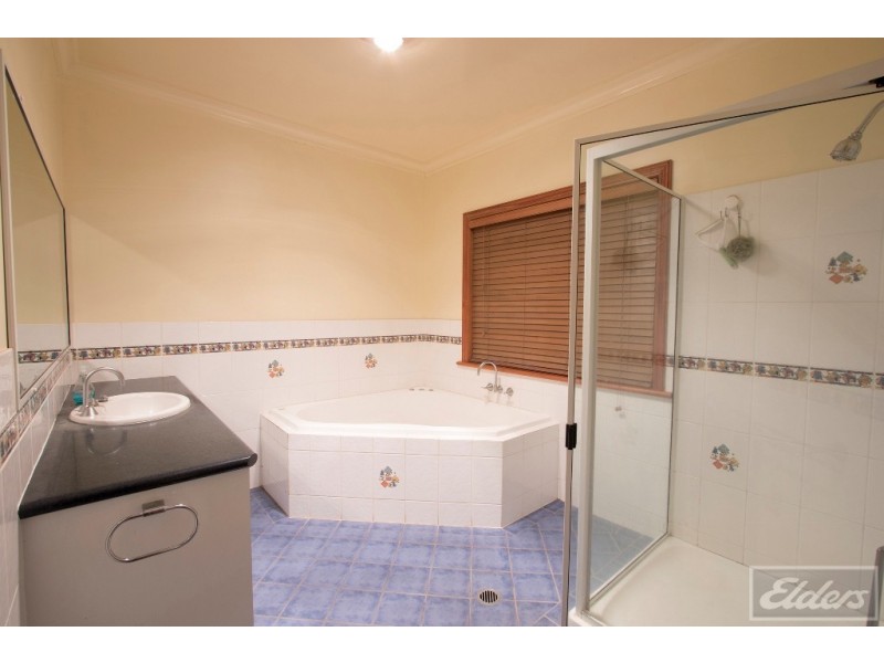 6 Lorikeet Street, Highfields QLD 4352