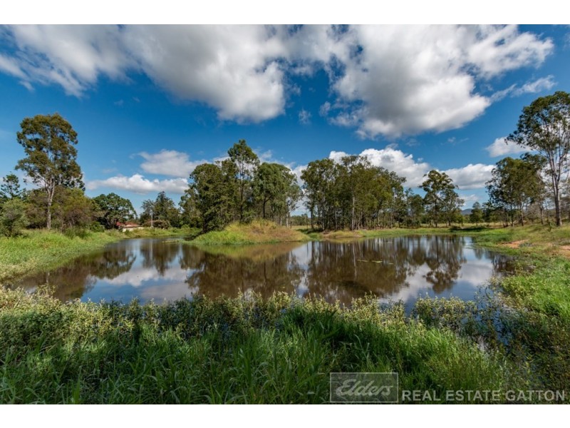 136 Millers Road, Spring Creek QLD 4343