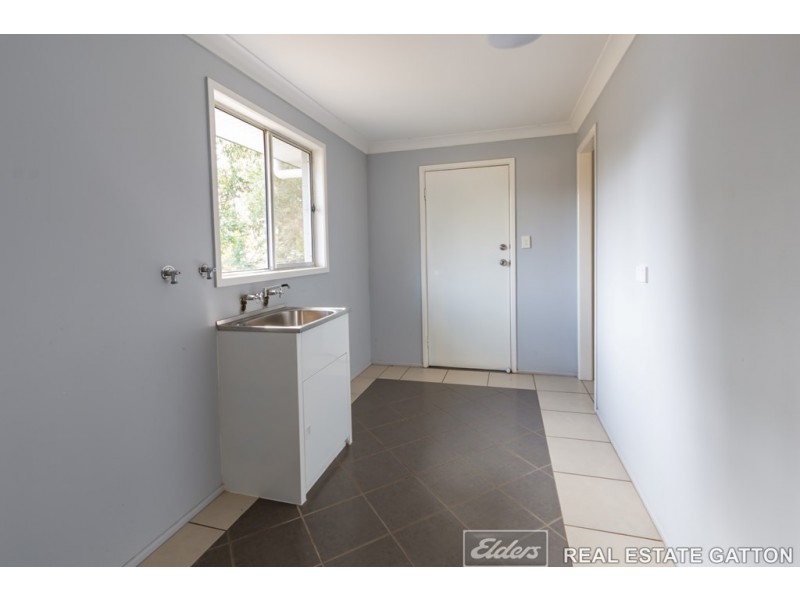 136 Millers Road, Spring Creek QLD 4343