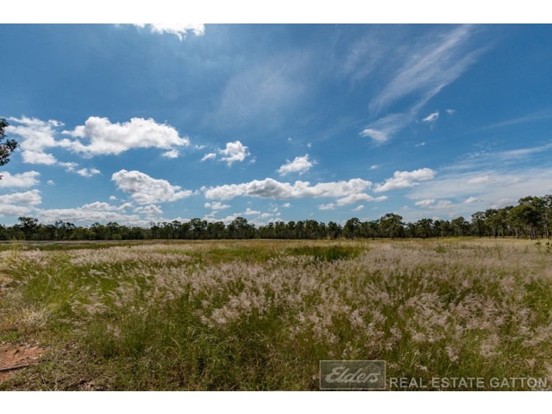 136 Millers Road, Spring Creek QLD 4343