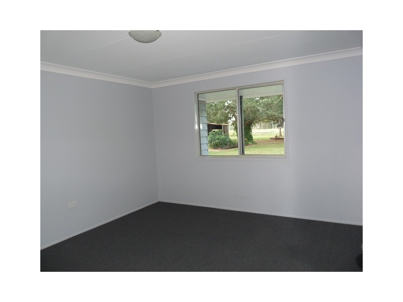 136 Millers Road, Spring Creek QLD 4343