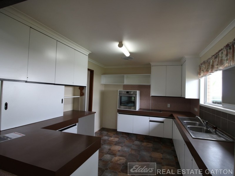 24 Highview Avenue, Gatton QLD 4343