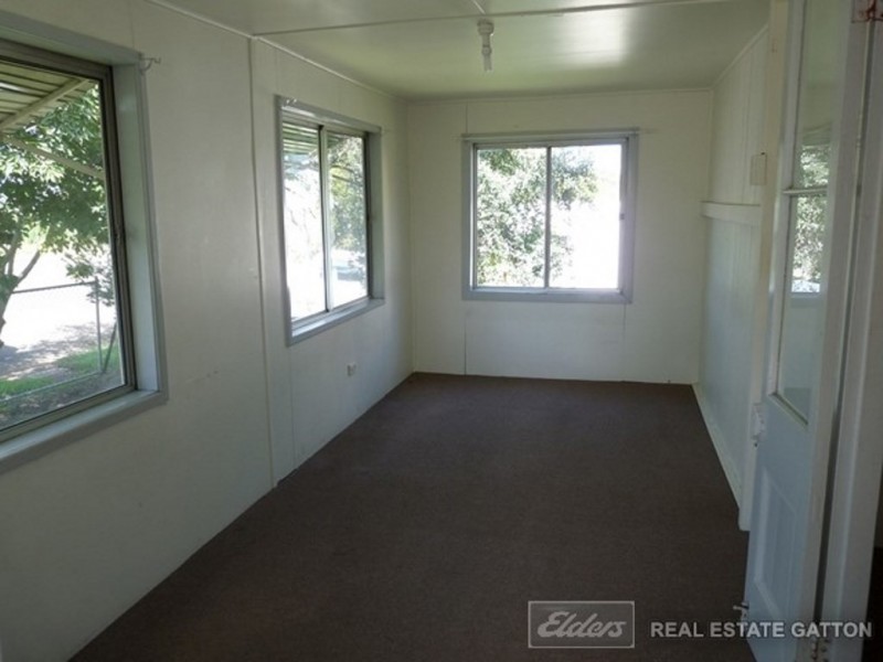 11 Glenore Grove Road, Forest Hill QLD 4342