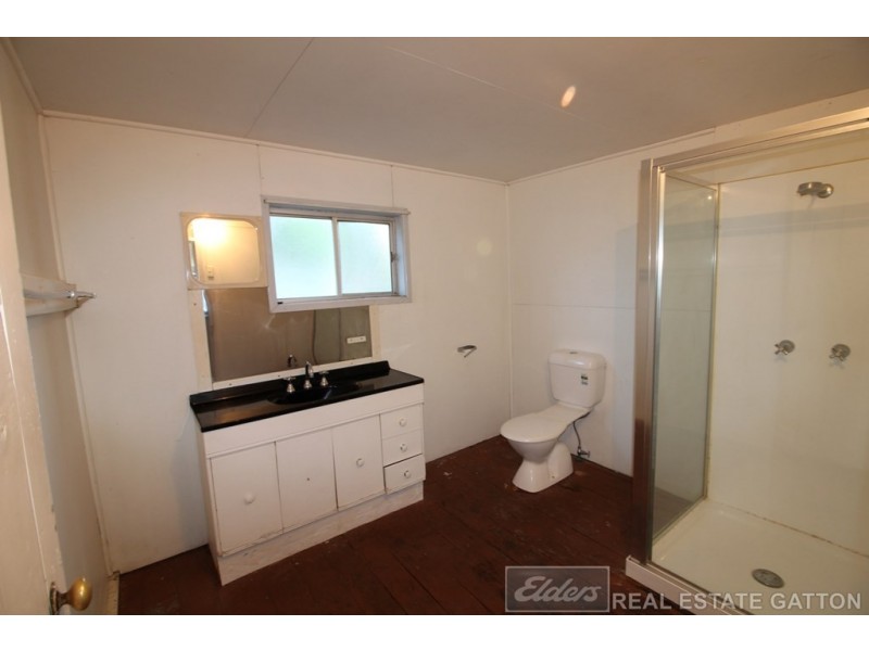 11 Glenore Grove Road, Forest Hill QLD 4342