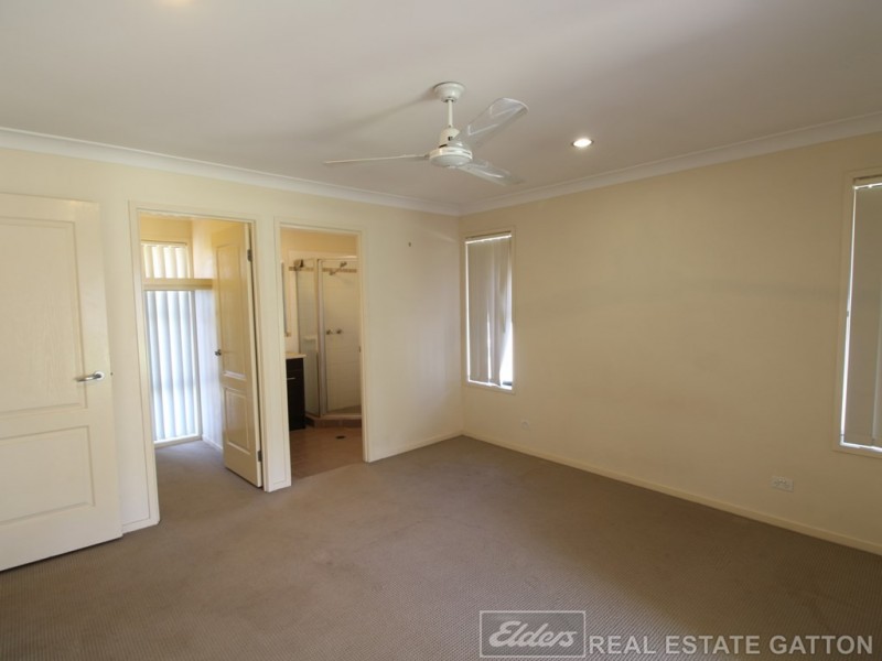 10 Paige Place, Helidon QLD 4344