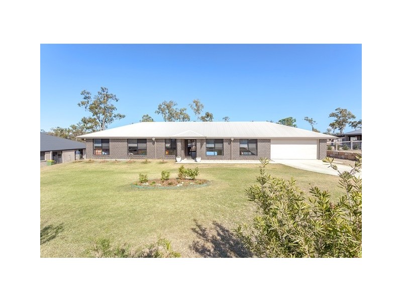 21 Arlington Way, Kensington Grove QLD 4341