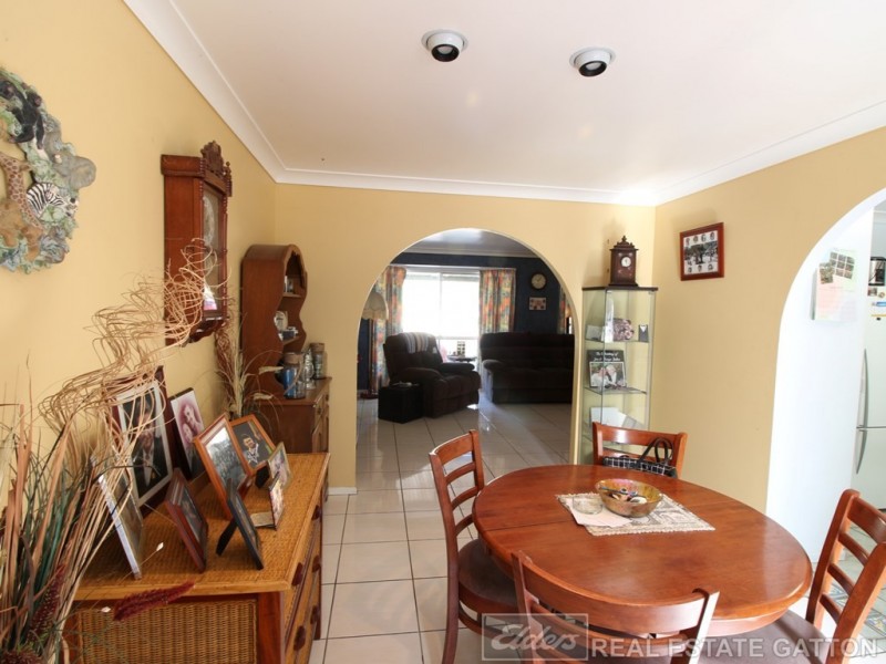 17 Andrews Court, Regency Downs QLD 4341