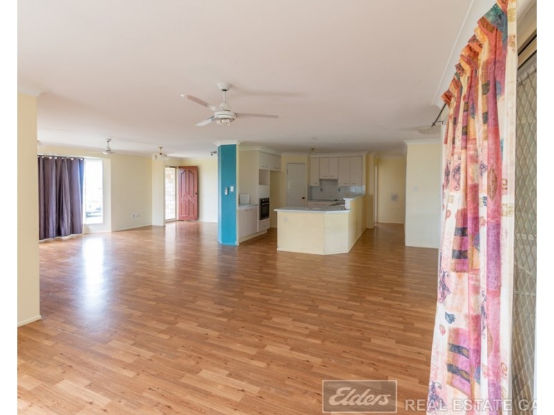 10 Parklea Drive, Placid Hills QLD 4343