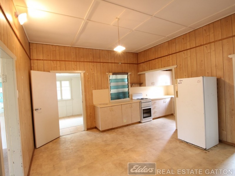 39 Woodlands Road, Gatton QLD 4343