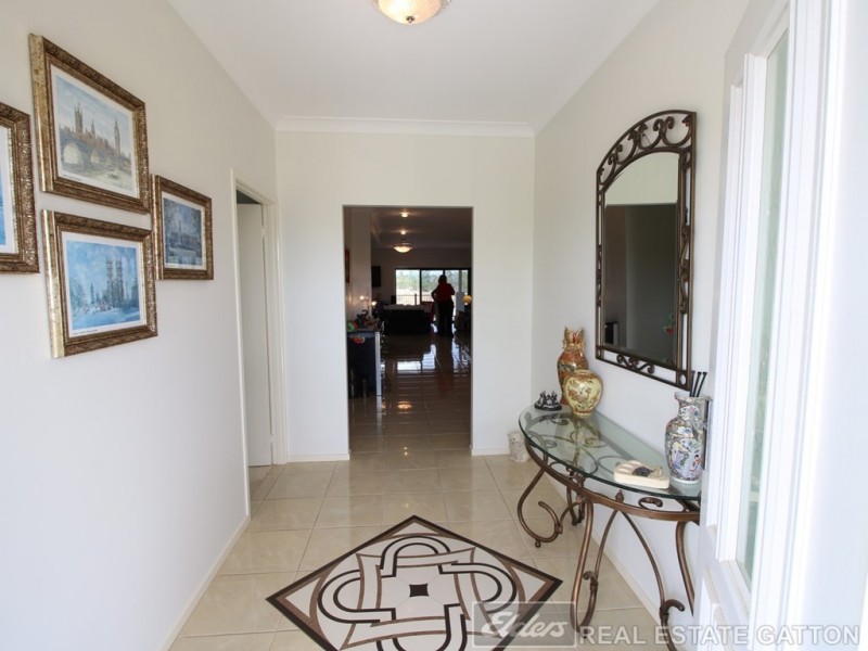 26 CONTINENTAL CT, Gatton QLD 4343